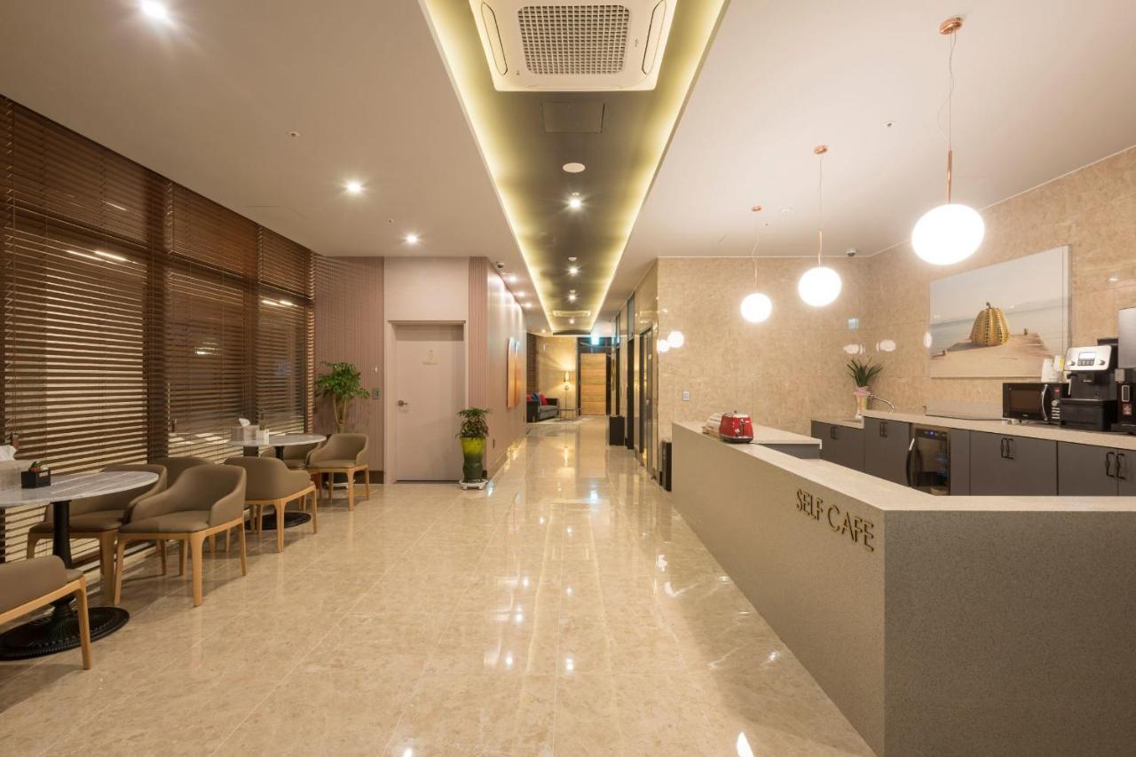 Browndot Hotel Guseo Busan Exteriör bild