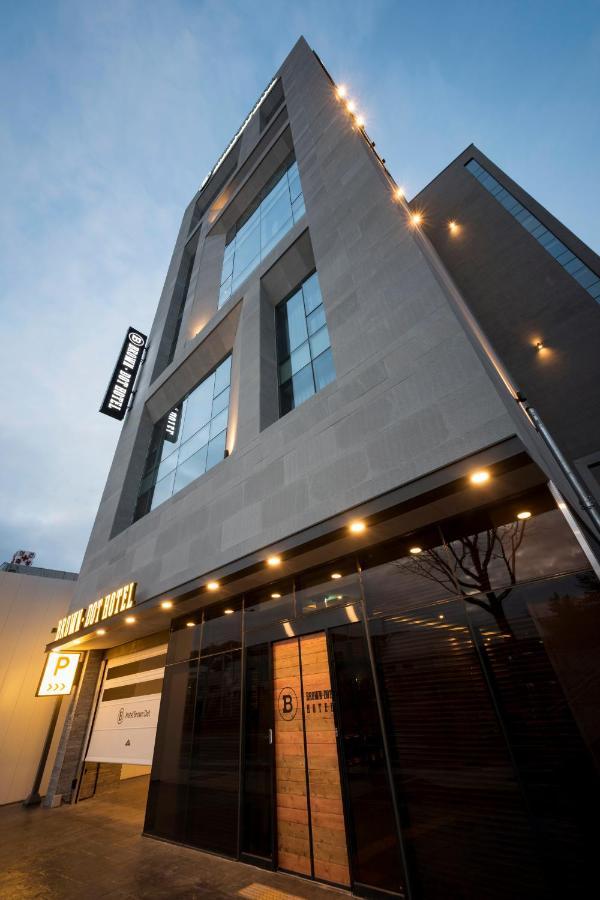 Browndot Hotel Guseo Busan Exteriör bild