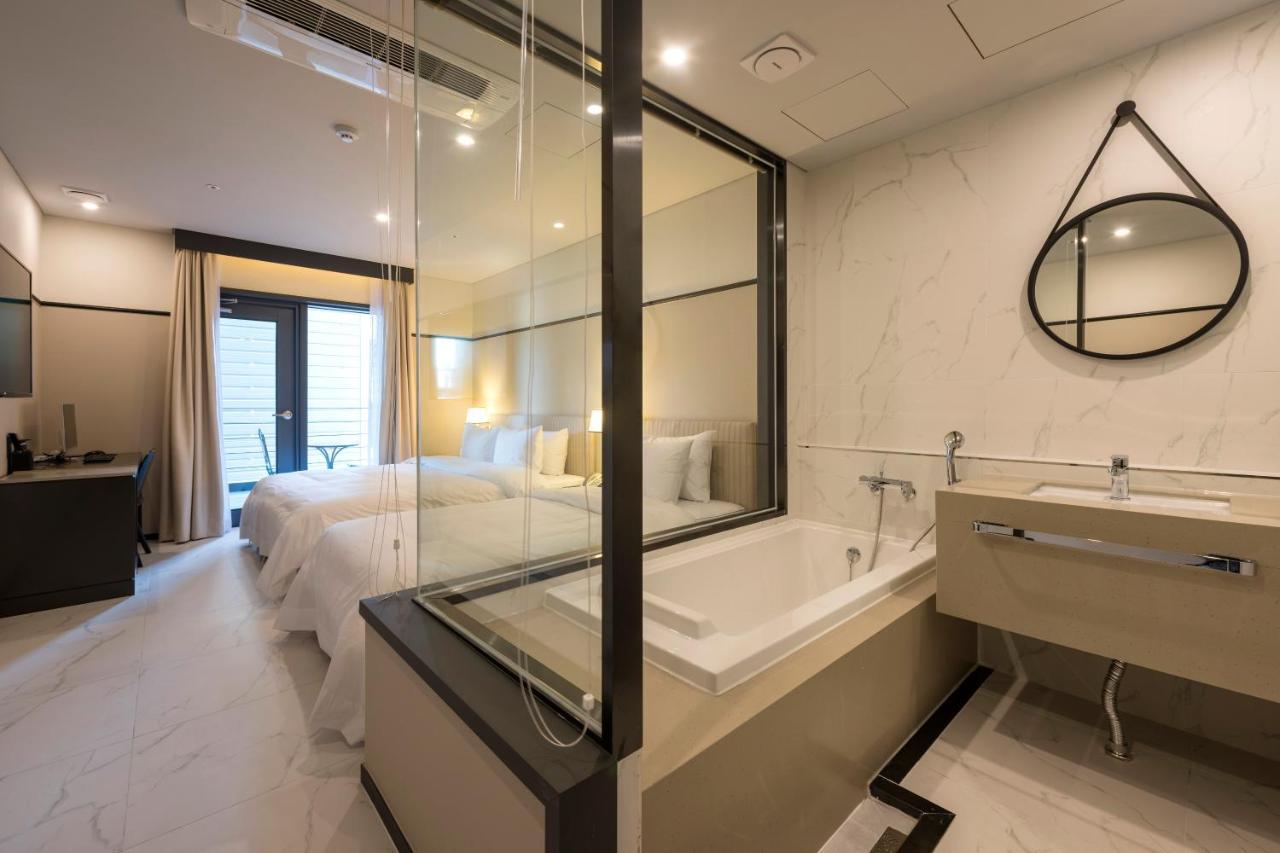 Browndot Hotel Guseo Busan Exteriör bild