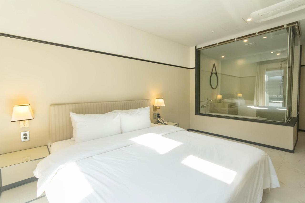 Browndot Hotel Guseo Busan Exteriör bild